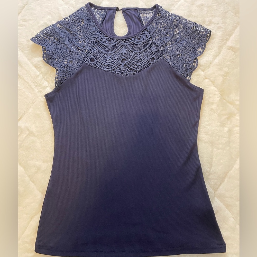 Elegant Lace Sleeve Women's Top